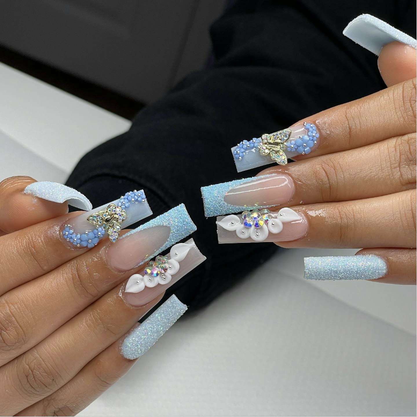 baby blue nails