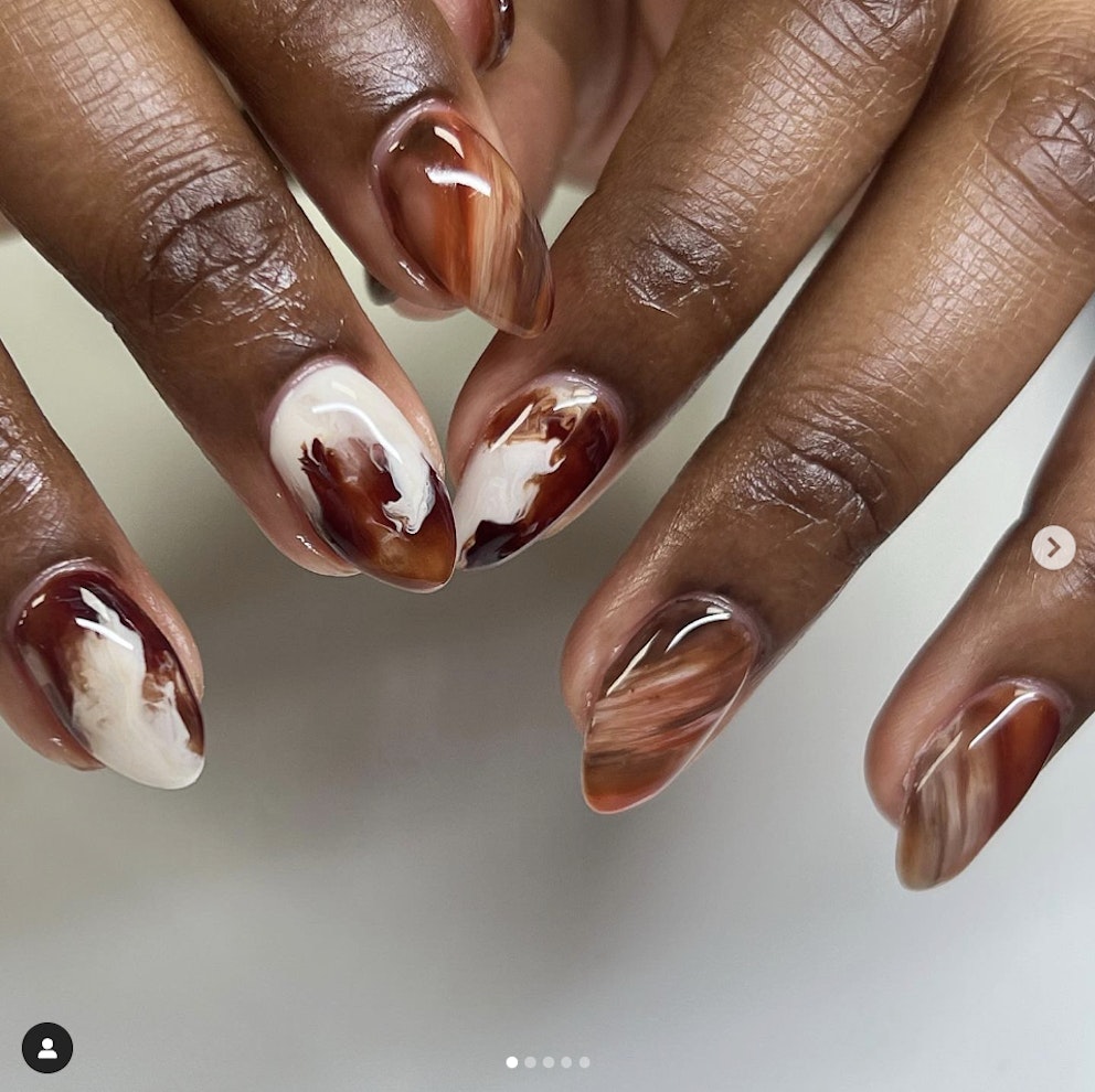 900 (number) visual data 6