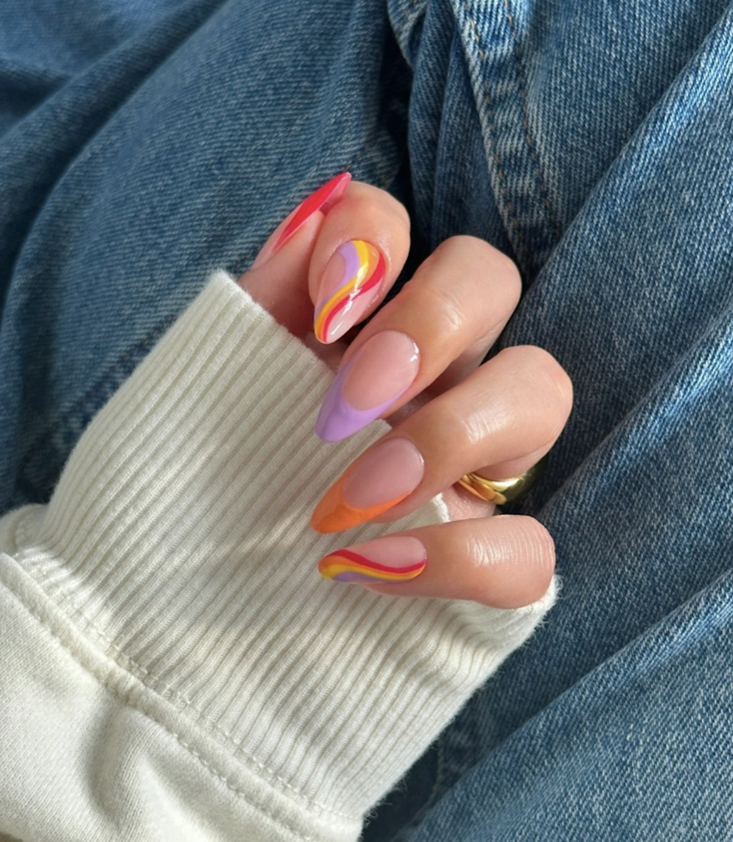 nails