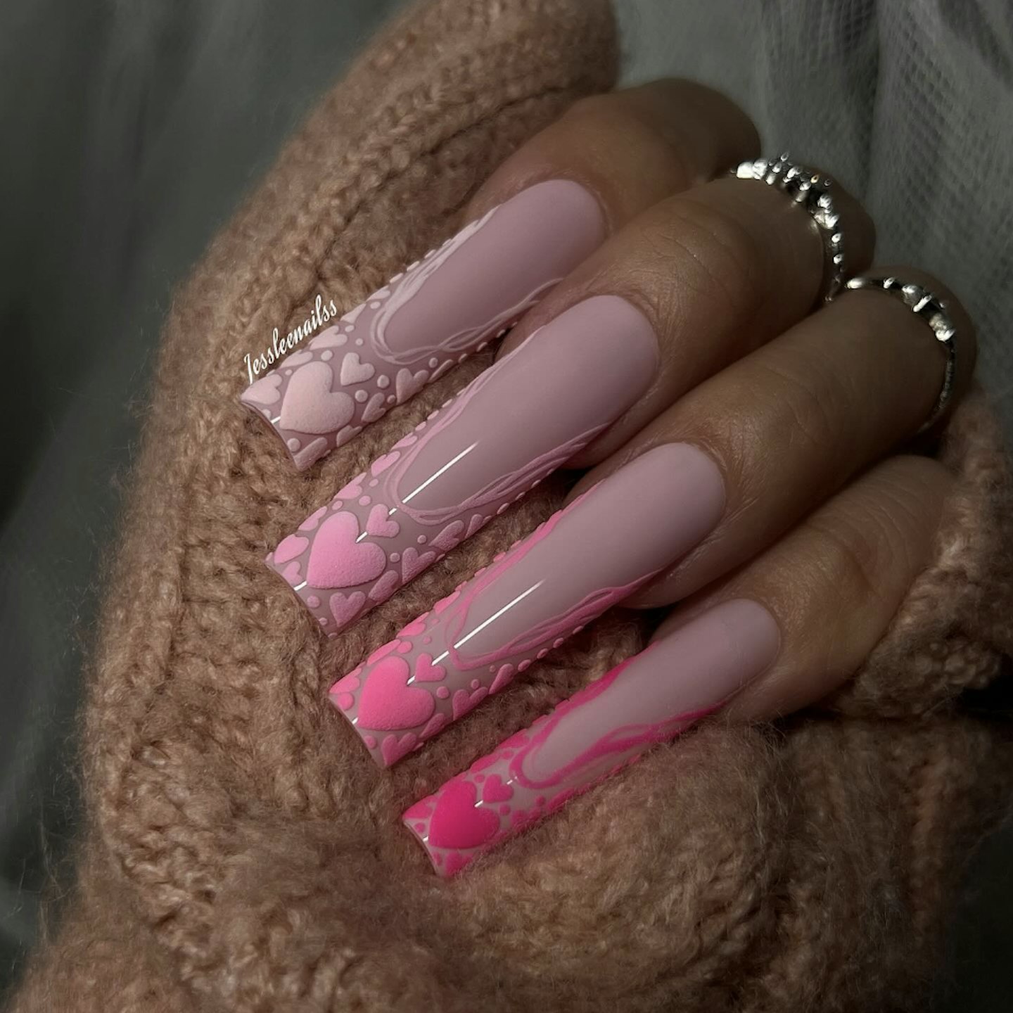 nails