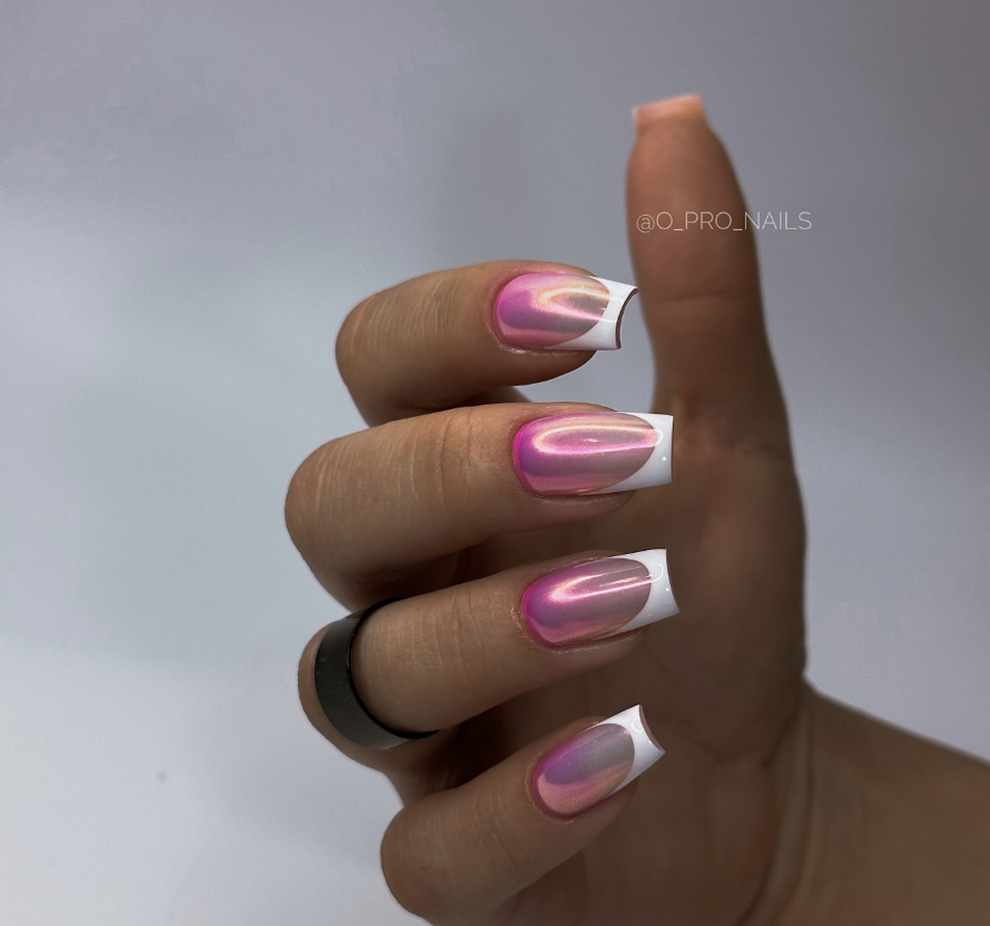 nails