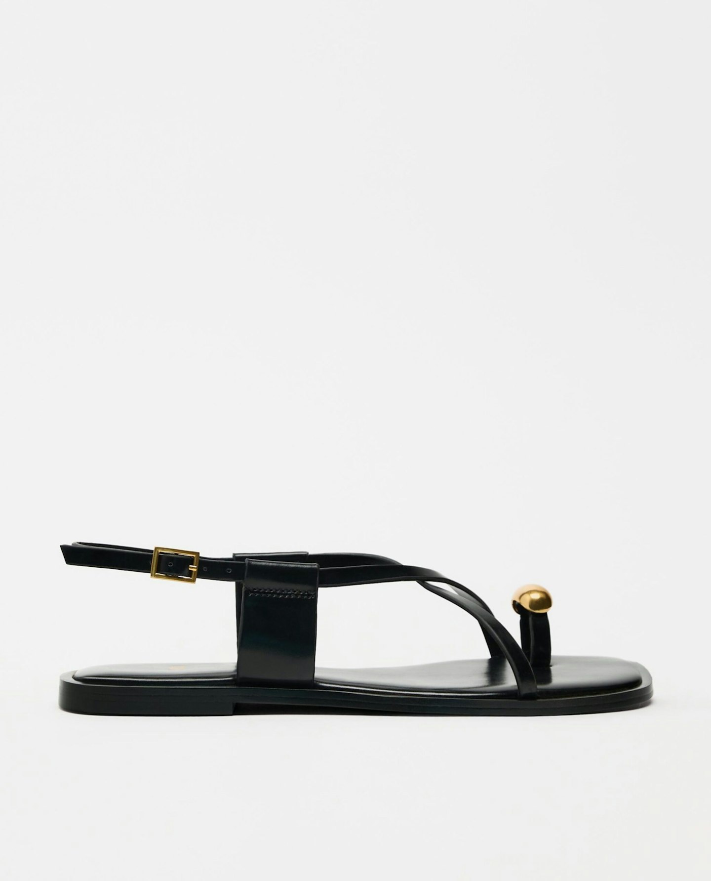 Flat Leather Sandals With Toe Ring