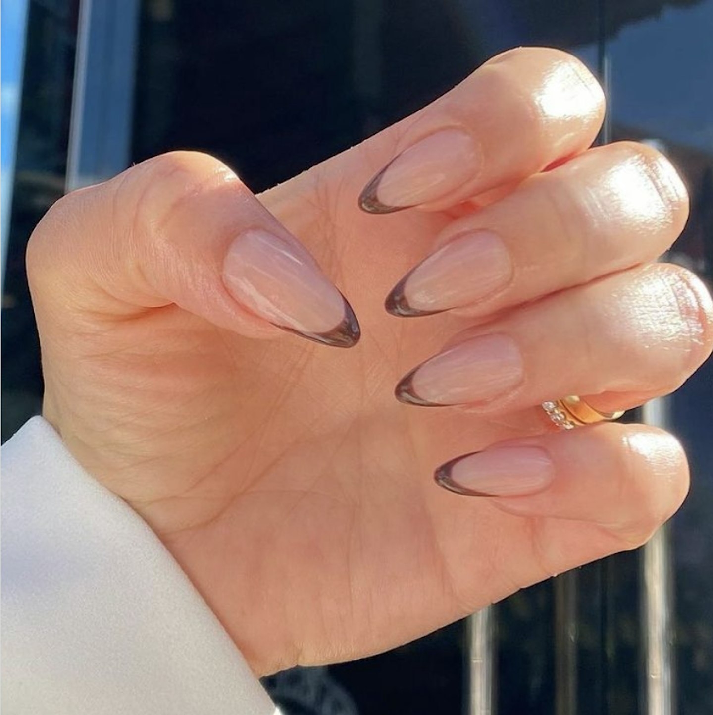 nails