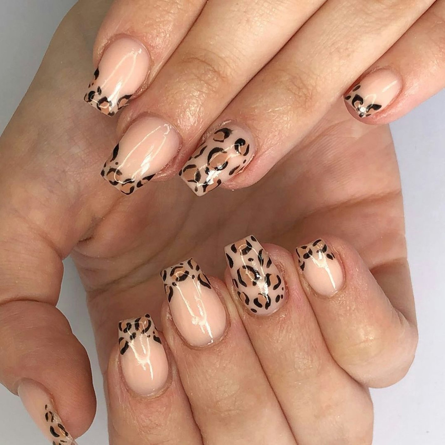 nails