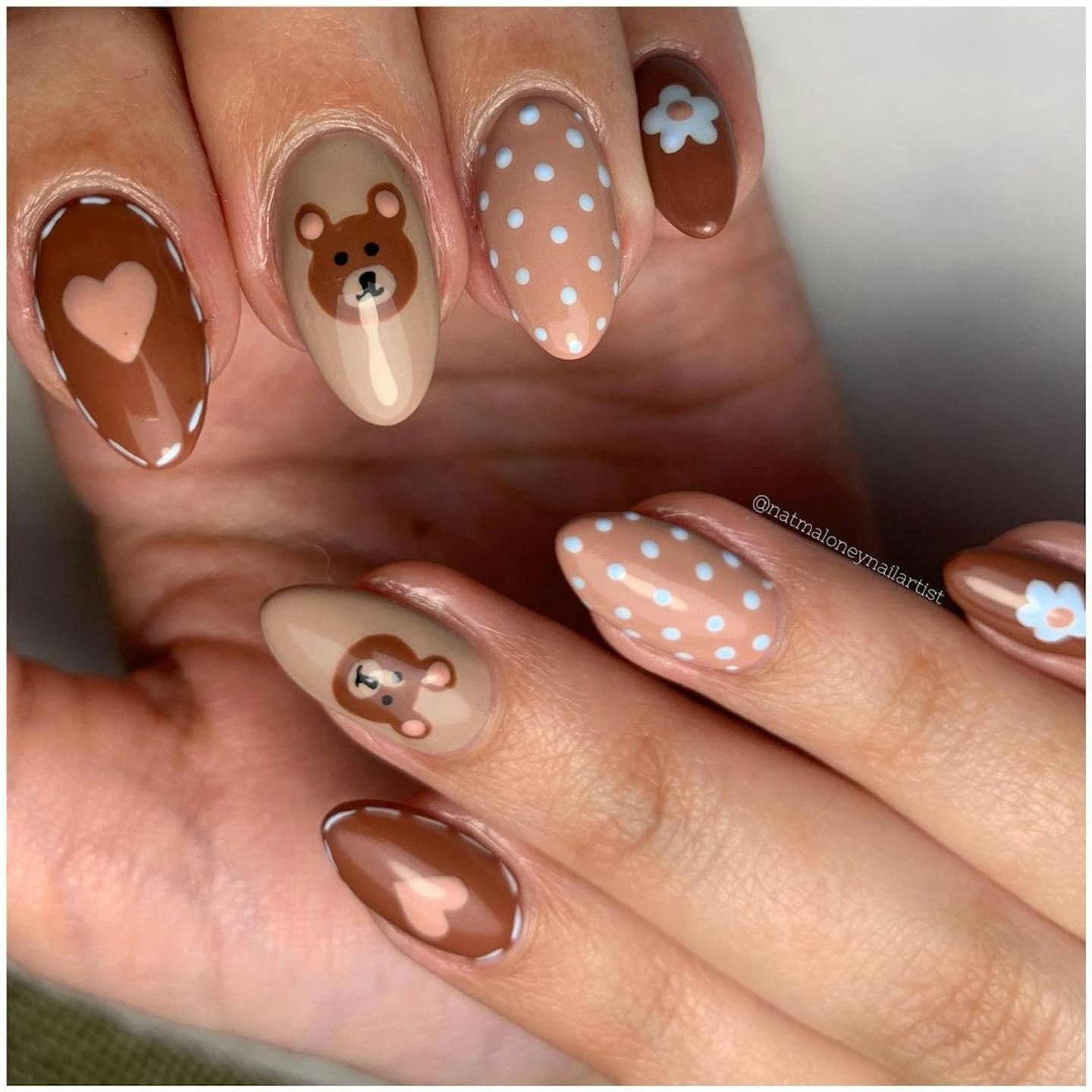 nails