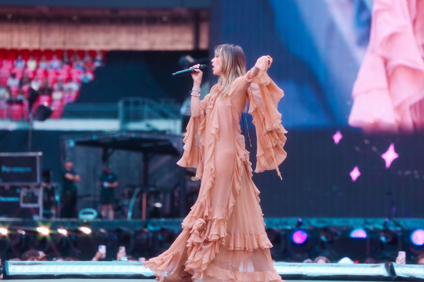 Suki Waterhouse in Chloé at the Eras Tour