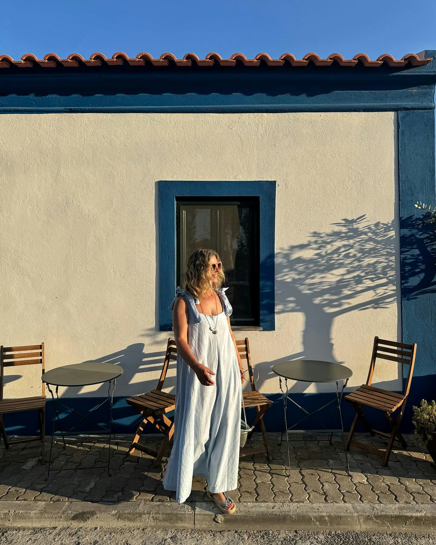 Erica Davies in Johanna Sands
