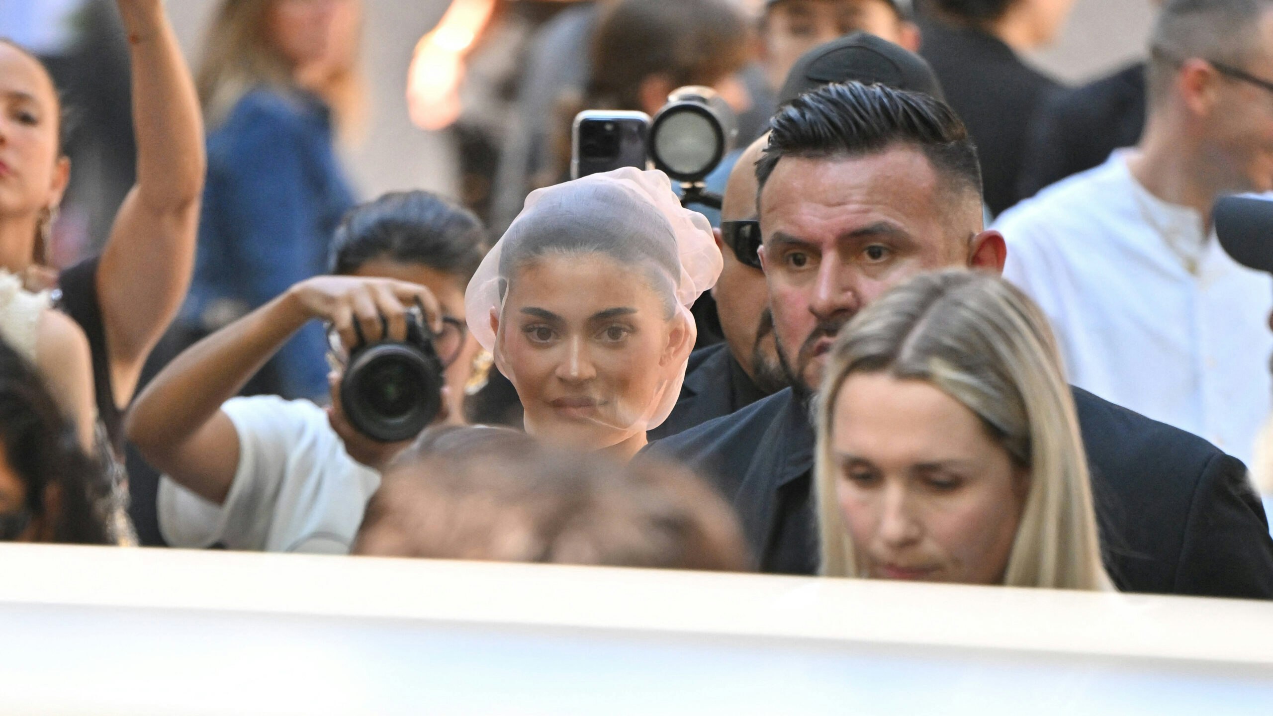 Why does Kylie Jenner wear a mask