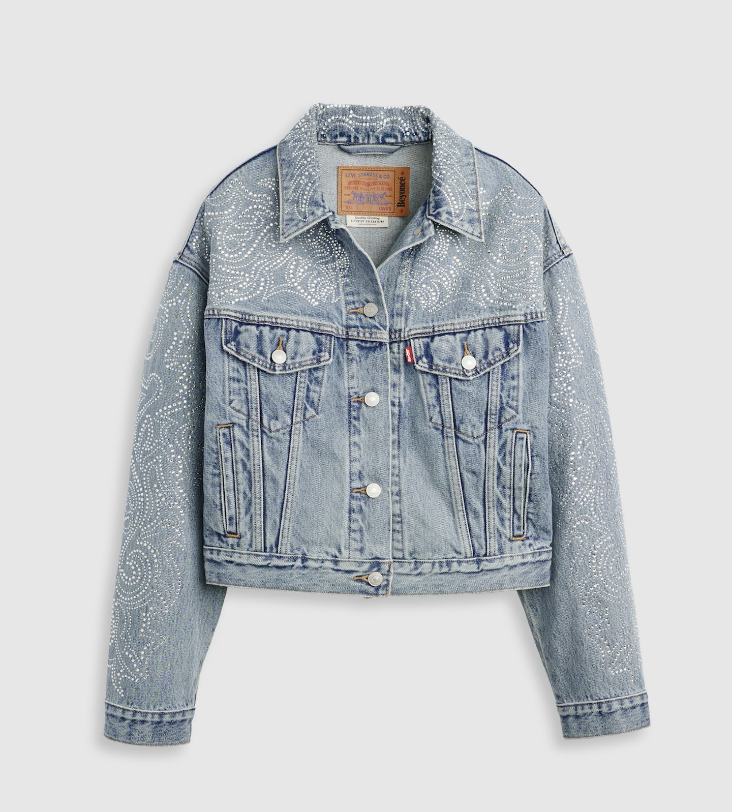 BEYONCÉ X LEVI’S® ‘90s Shrunken Trucker