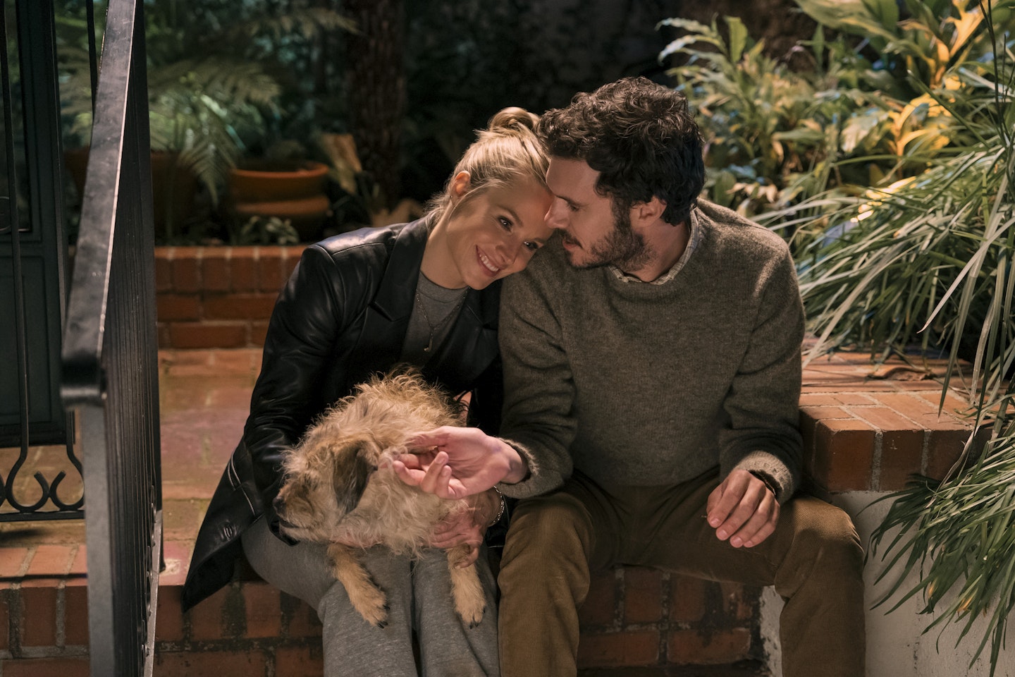 Kristen Bell and Adam Brody in Nobody Wants This