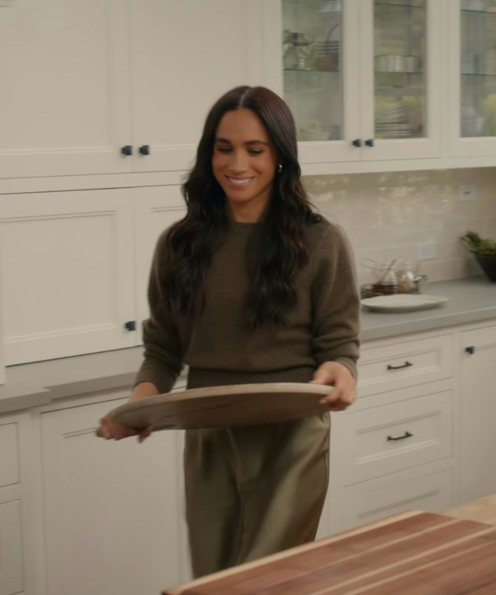 Meghan Markle wearing Doen cashmere jumper on Netflix