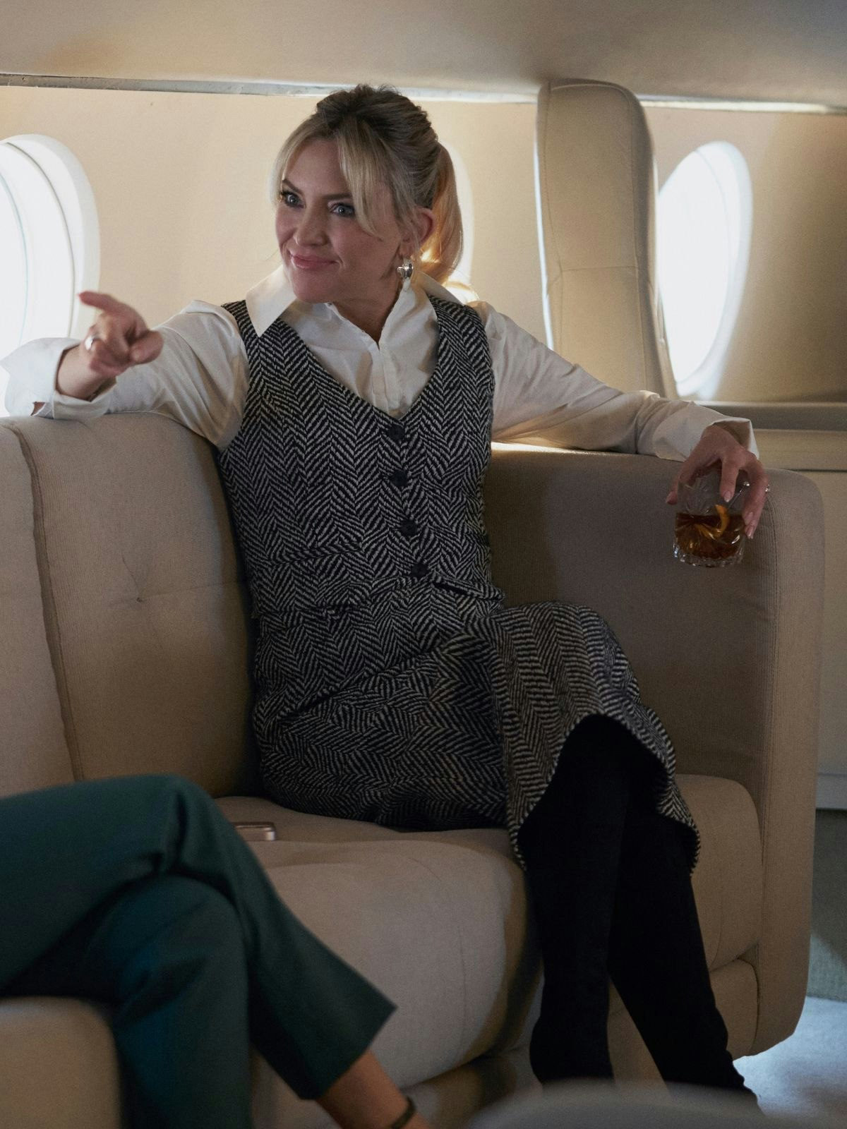 Kate Hudson Running Point Outfits