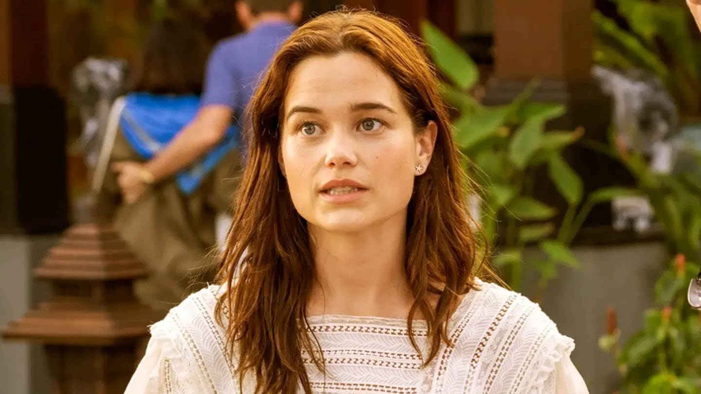 Who Plays Piper In The White Lotus? Meet Sarah Catherine Hook Who Plays Piper In The White Lotus? Meet Sarah Catherine Hook