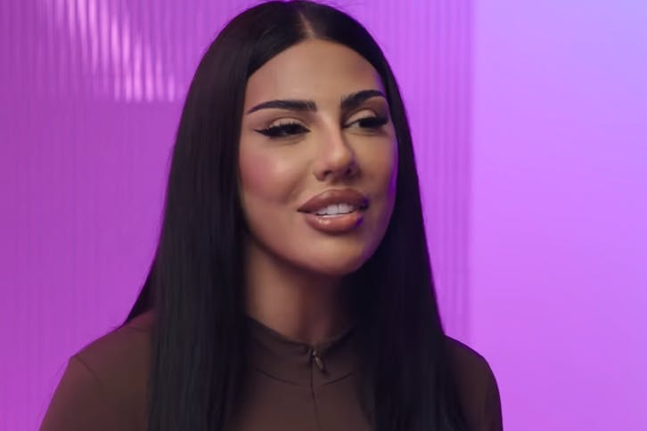 Netflix Inside: Who Is Mandi Vakili's Boyfriend?