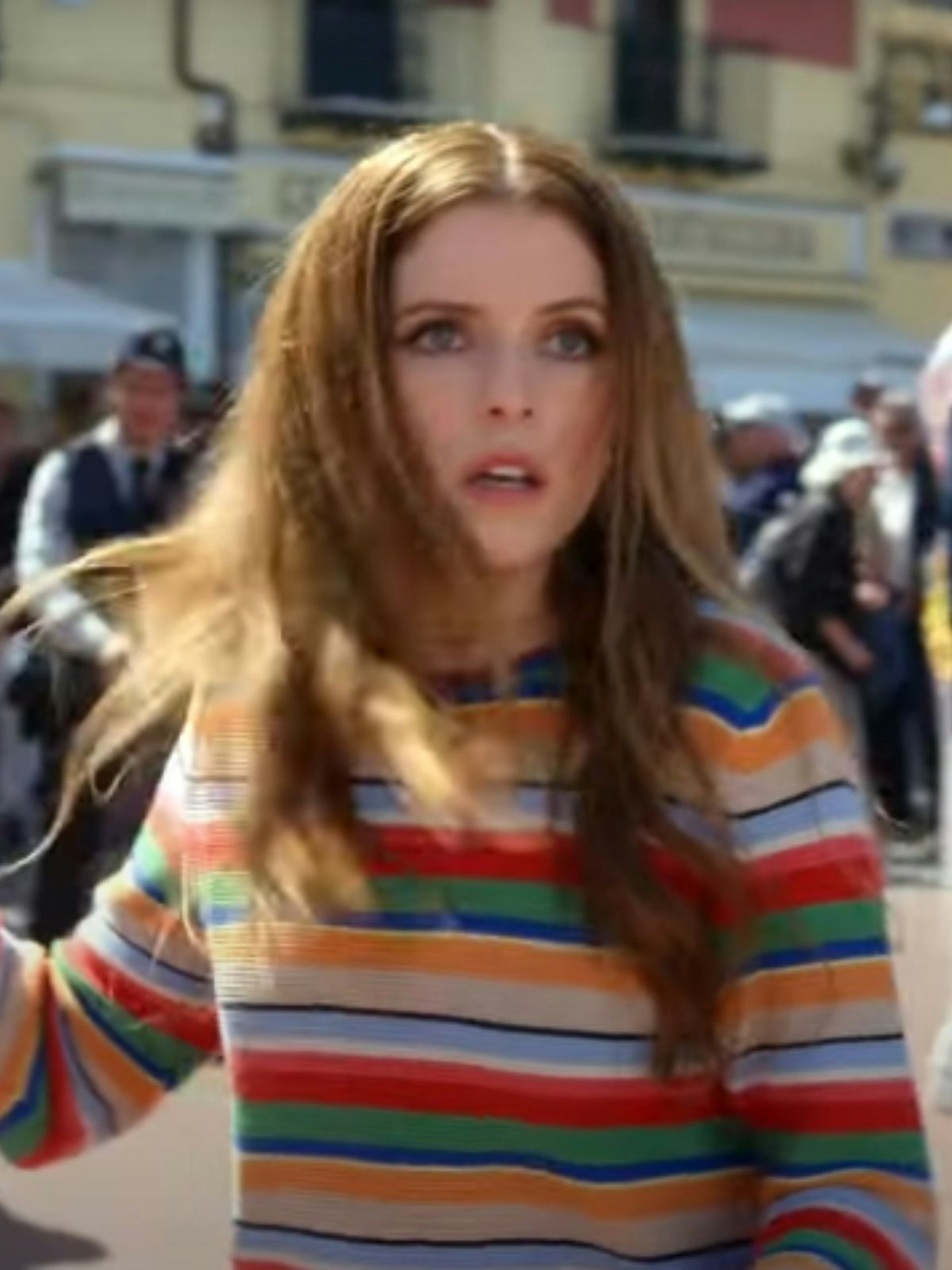 Another Simple Favor Outfits