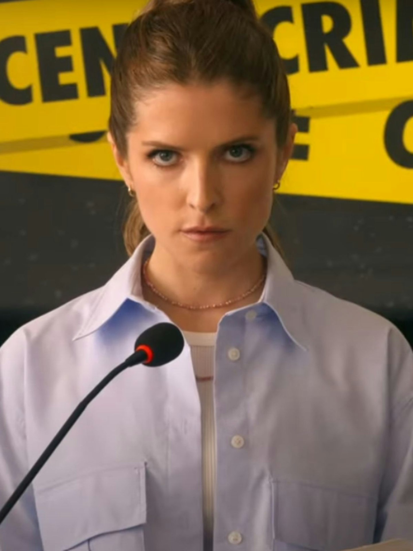 Another Simple Favor Outfits