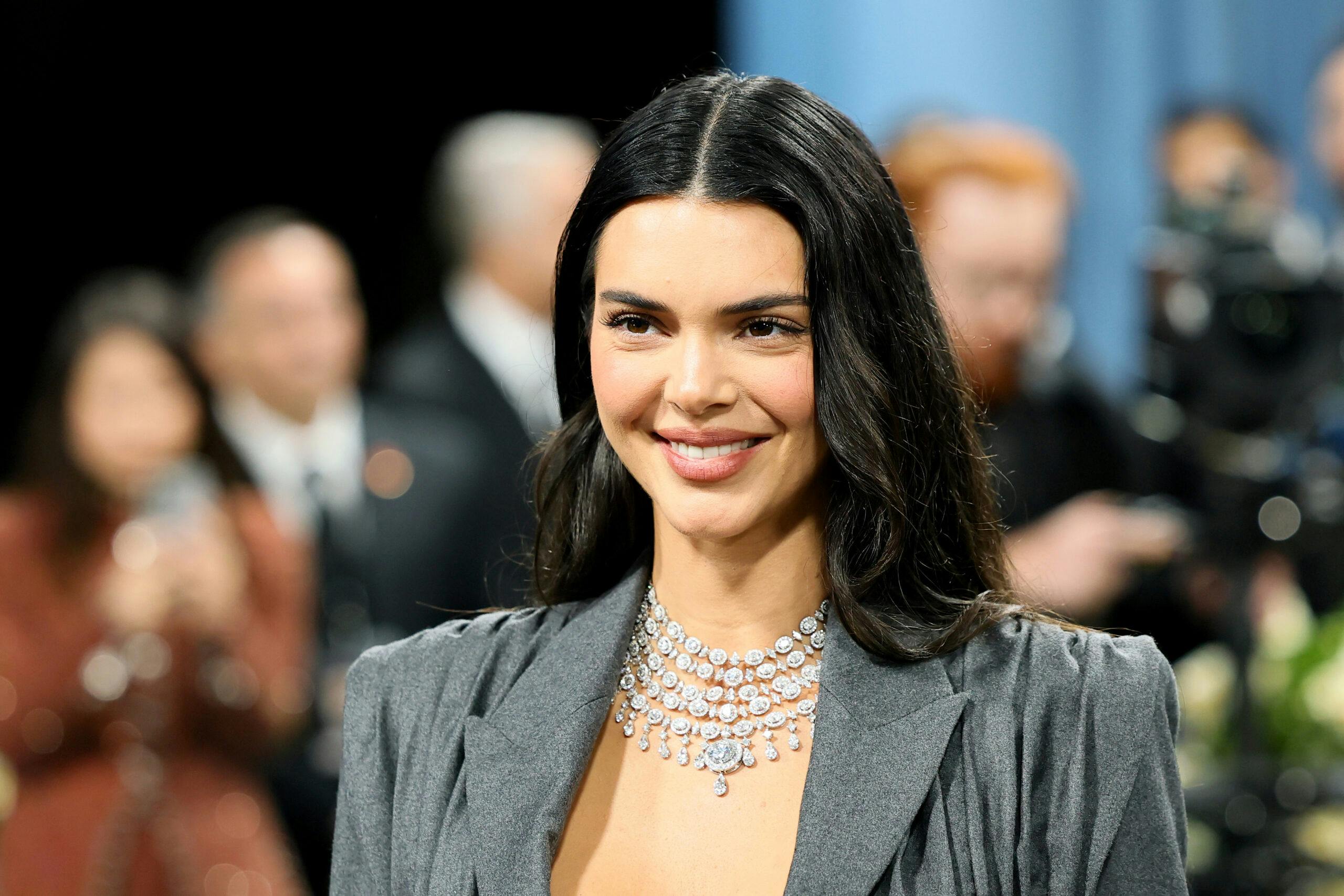 Kendall Jenner's Met Gala Make-Up Was From The High Street