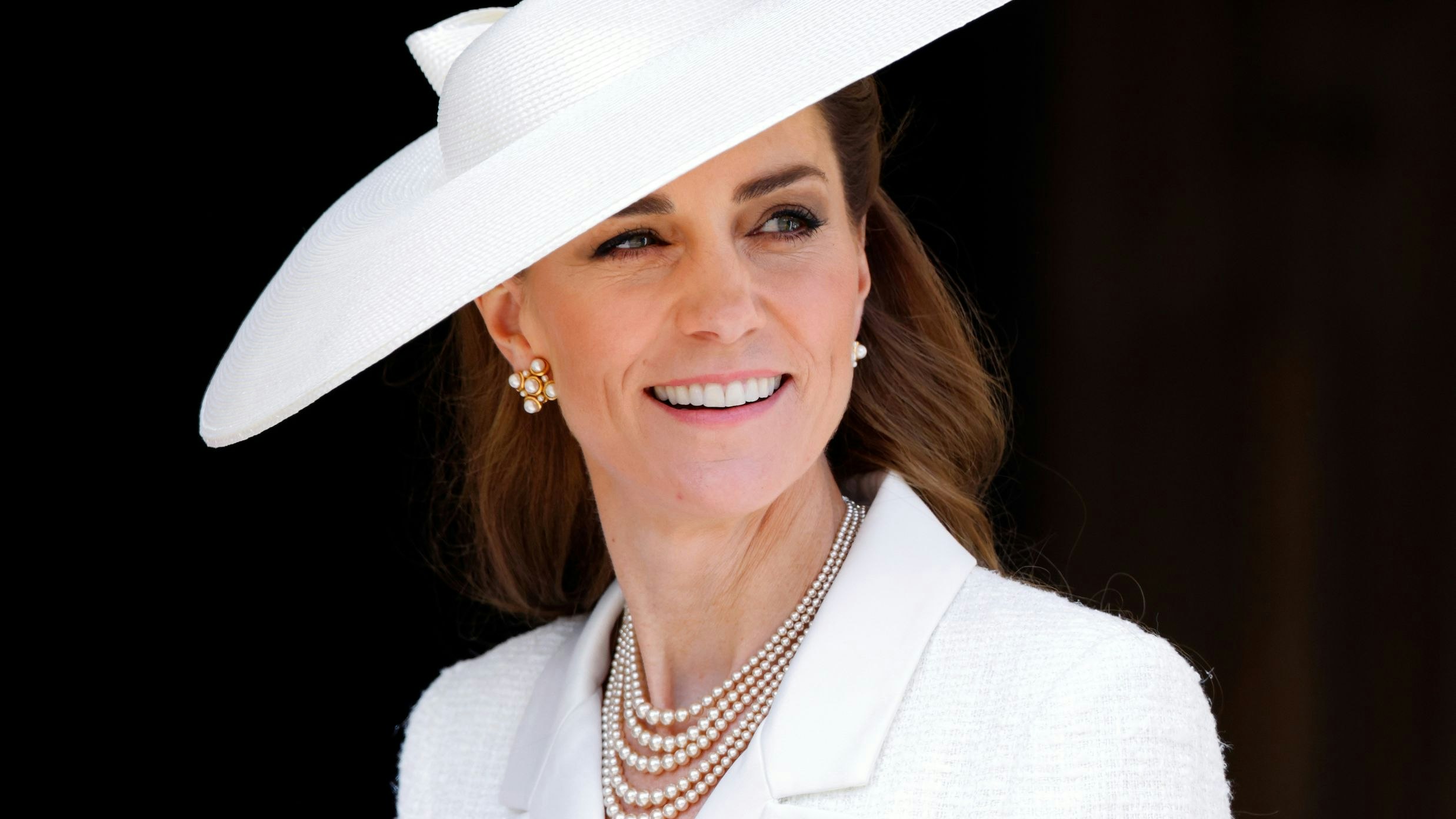 Shop Kate Middleton's Favourite Self-Portrait Dress Now Shop Kate Middleton's Favourite Self-Portrait Dress Now