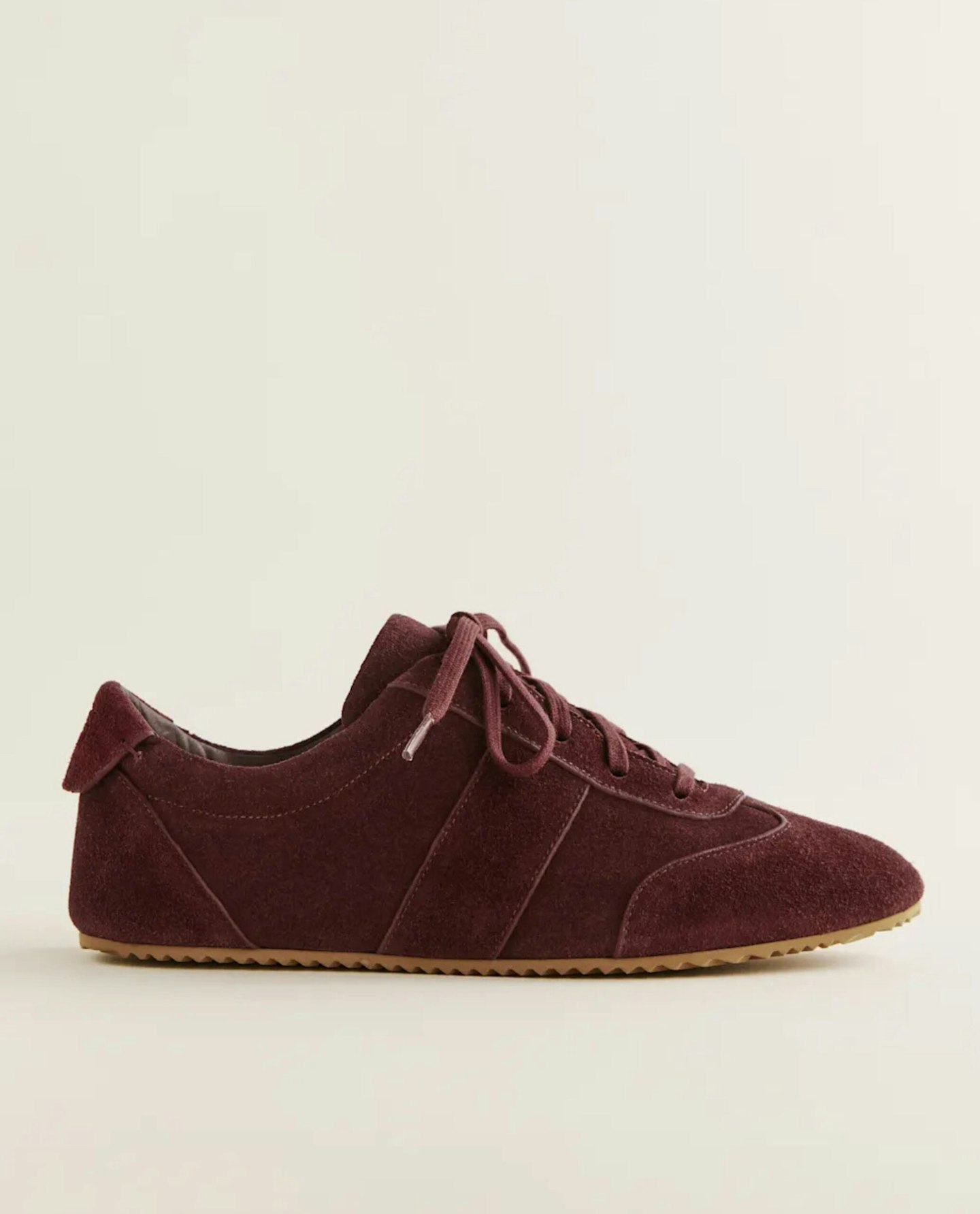Reformation, Terra Sneaker