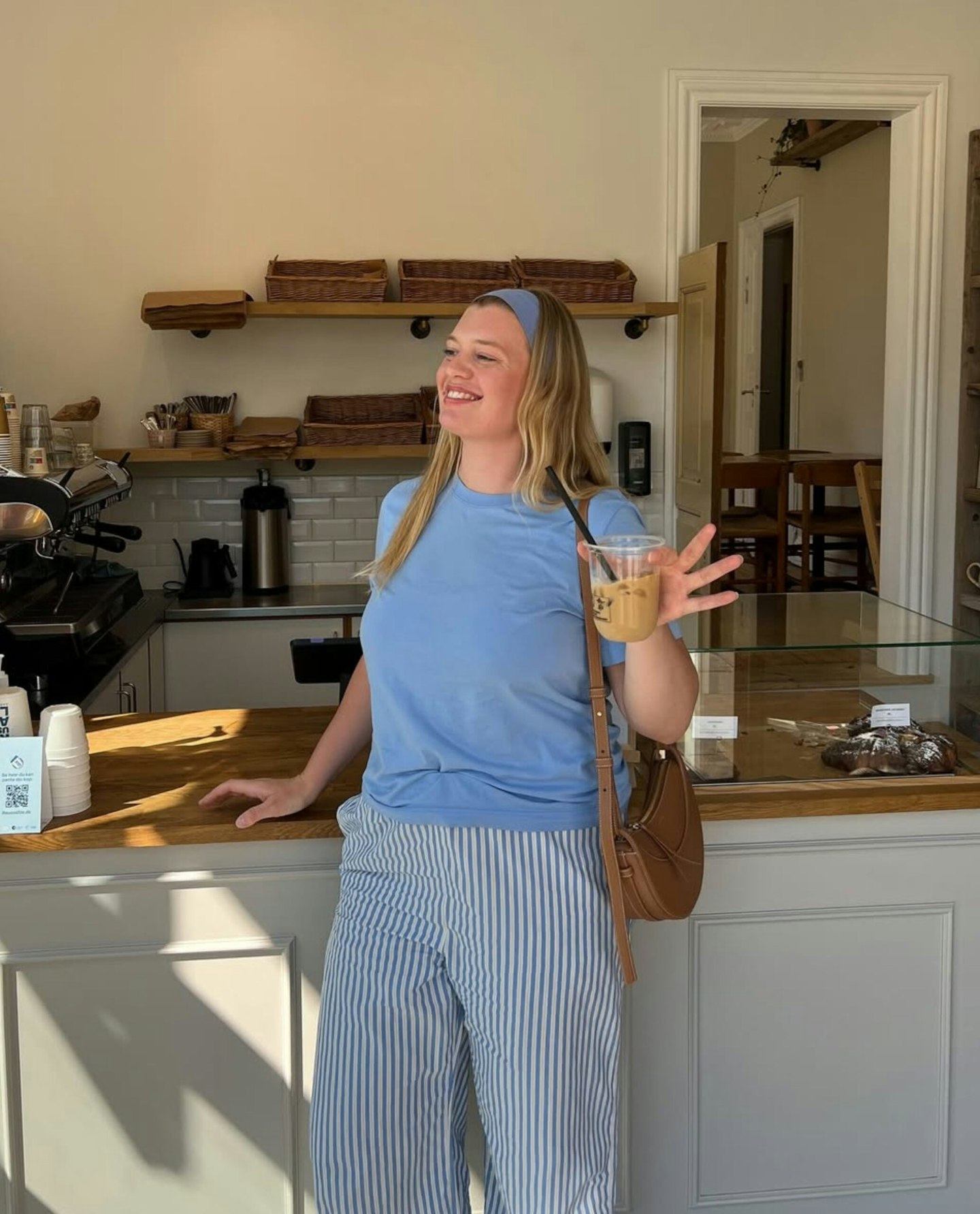 arket linen trouser-influencer