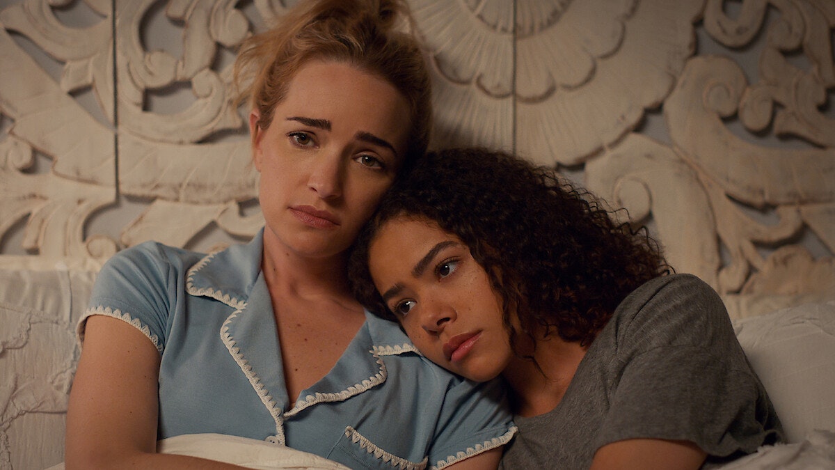 Meet The Cast Of Ginny And Georgia Season Three