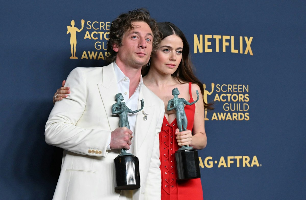 Who Is Jeremy Allen White Dating?