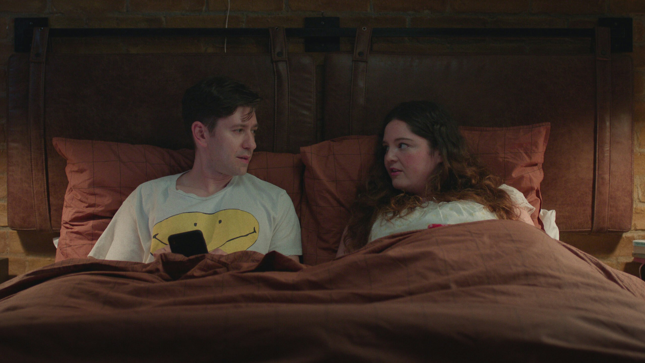 Zev (Michael Zegen) and Jess (Meg Statler)