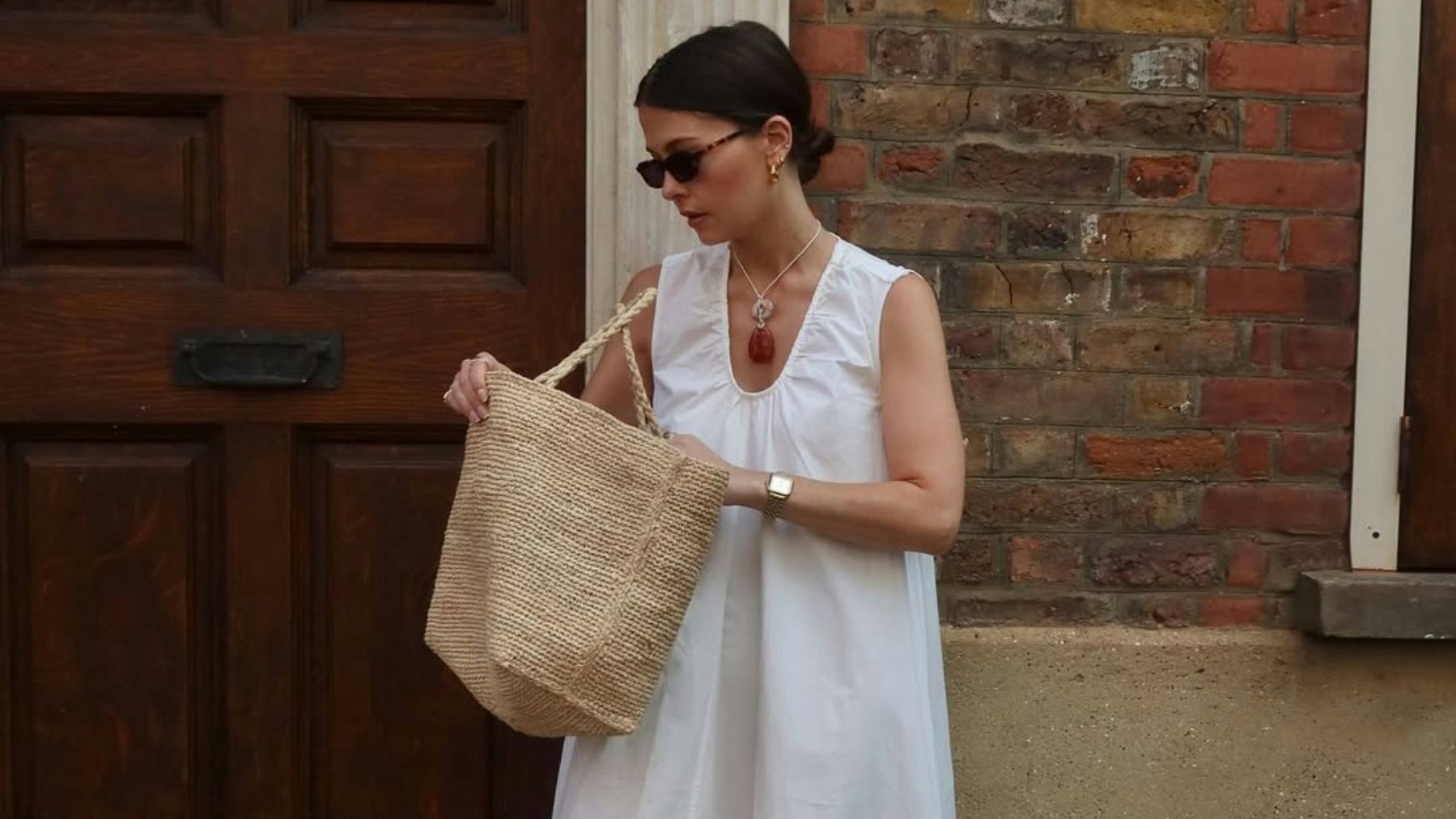 If You Buy One Dress This Summer, Make It This Dissh Midi If You Buy One Dress This Summer, Make It This Dissh Midi