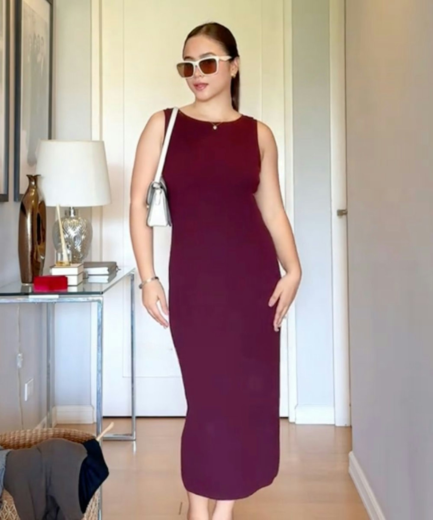 influencer pic uniqlo bra dress