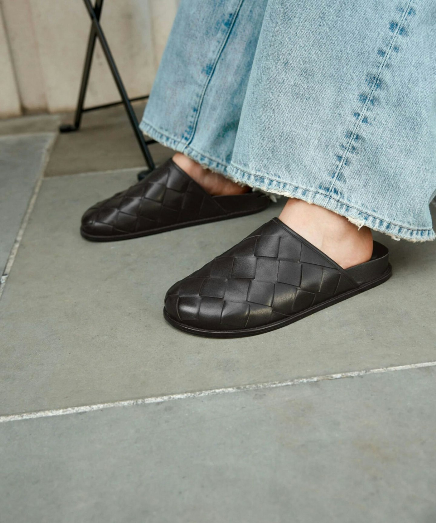 Black Signature Premium Leather Weave Footbed Mules