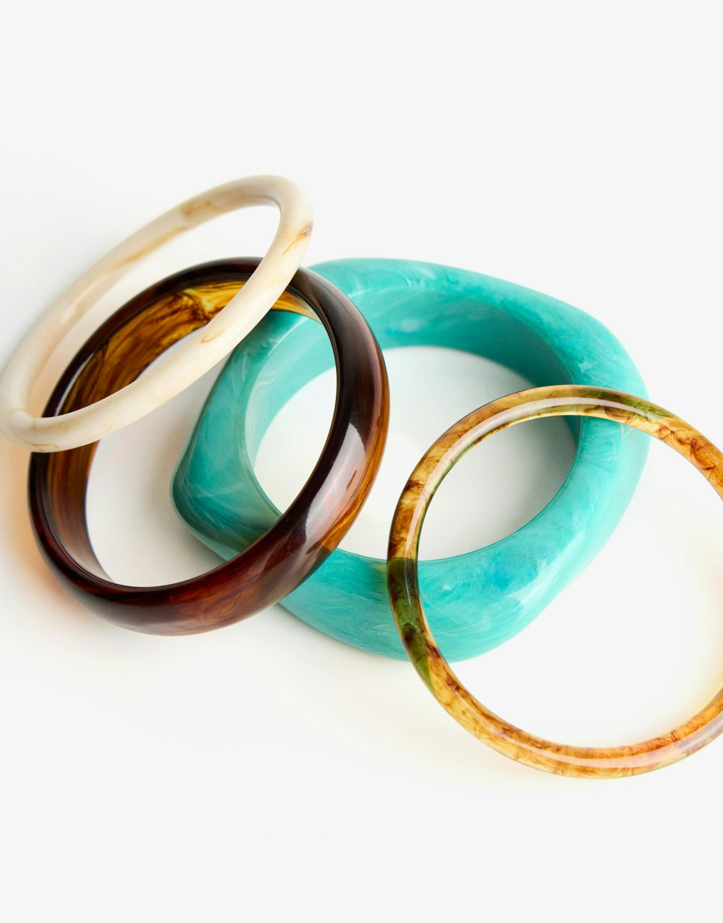 Pack of 4 resin-effect bracelets in brown