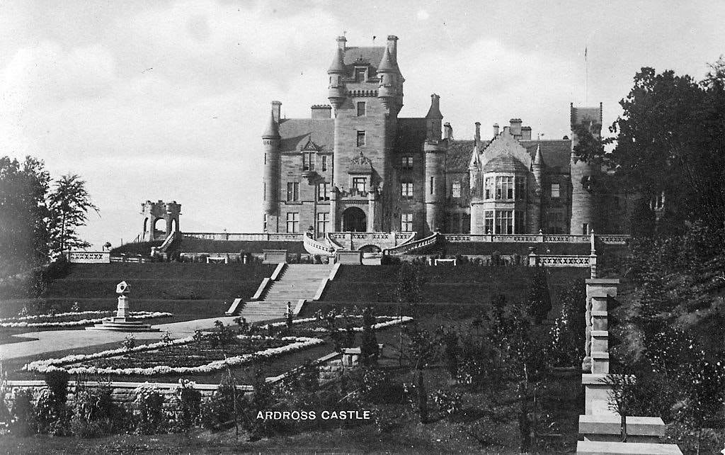 Ardross Castle in black and white