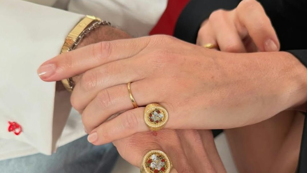 Celebrities Signet Rings Margot Robbie and Jacob Elordi Get Matching Signet Rings