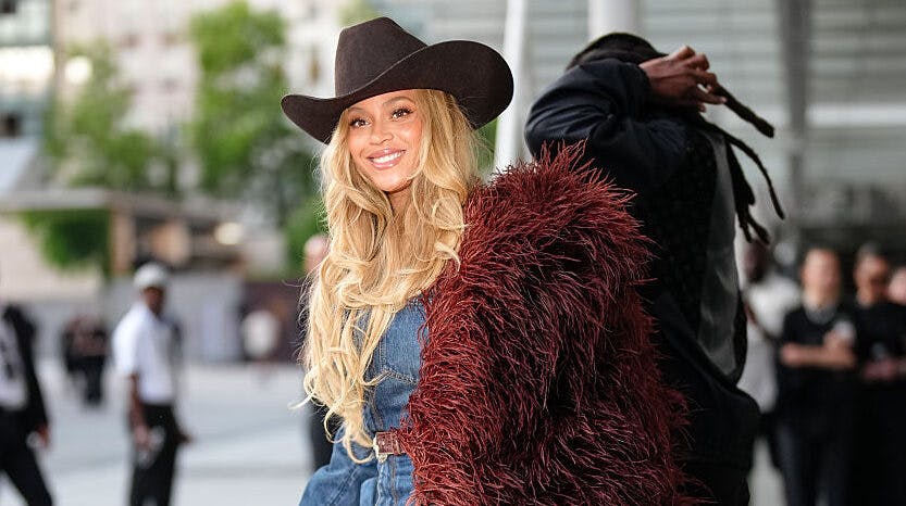 Beyoncé Just Debuted A Blonde ‘Bottleneck’ Bob – And The Internet Went Wild