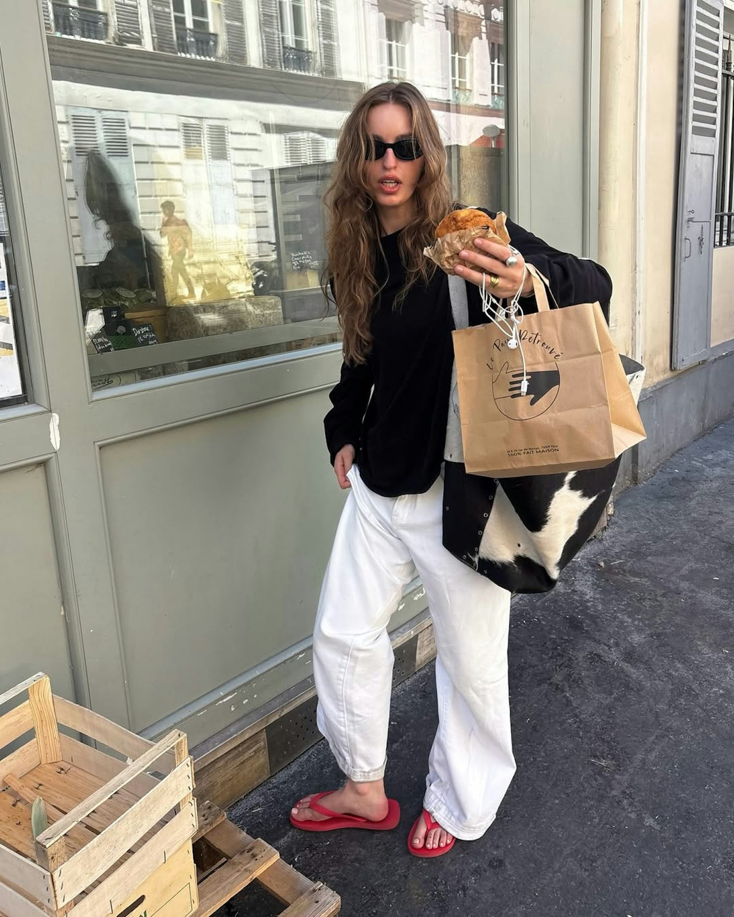 Red flip flops trend