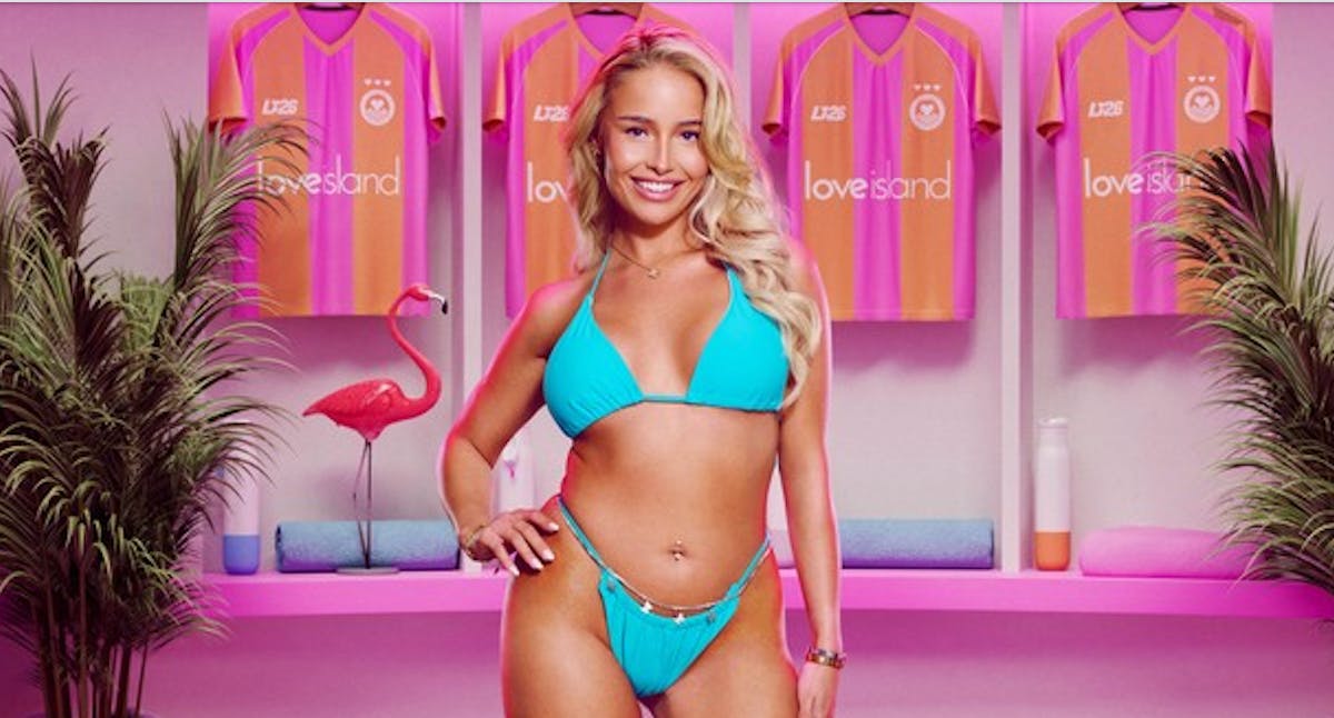 Love Island's Ellie Chadwick has an inside connection to the show – and viewers are obsessed