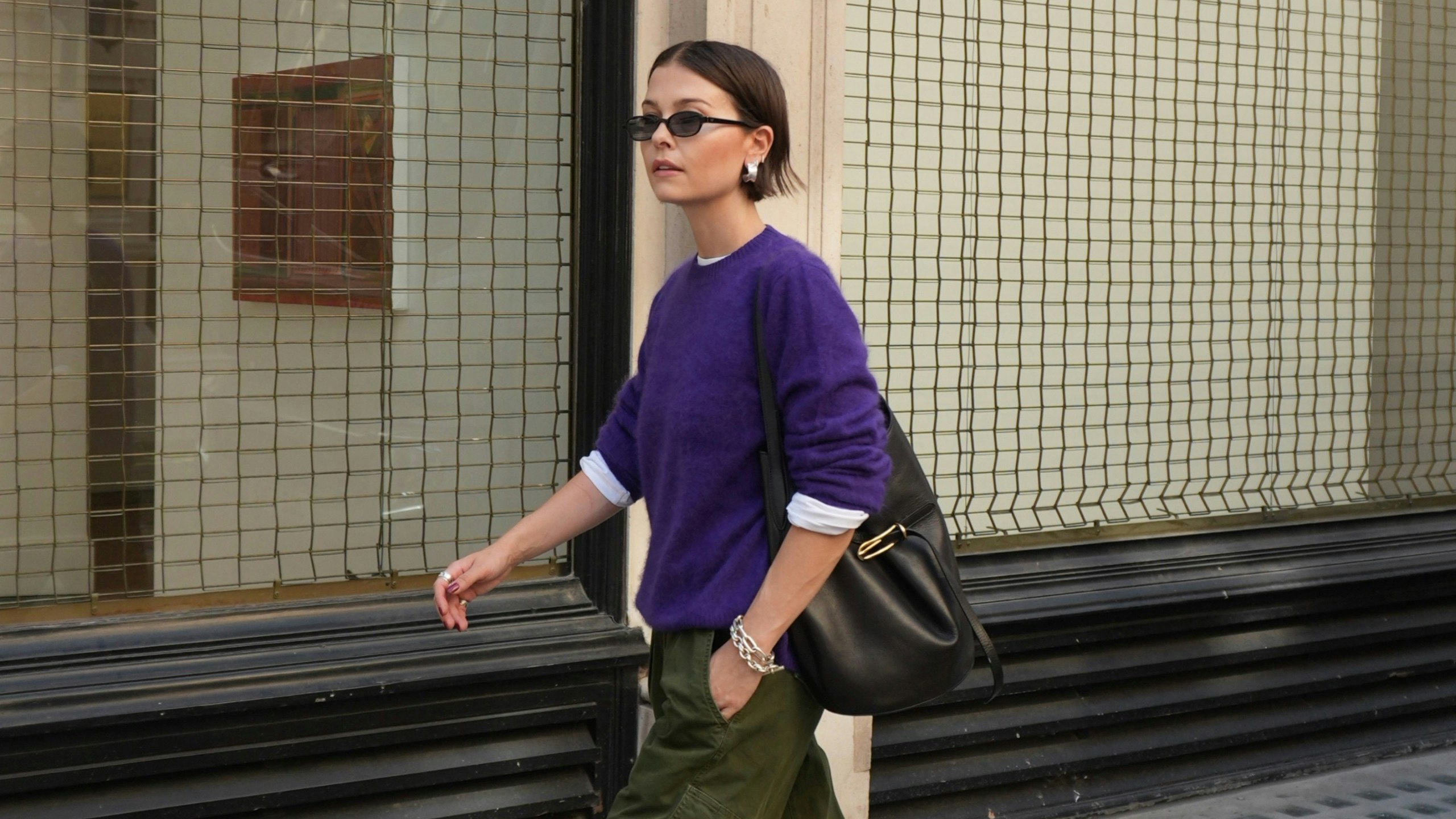 I Keep Seeing Purple Knitwear On Stylish Women – Here's Why