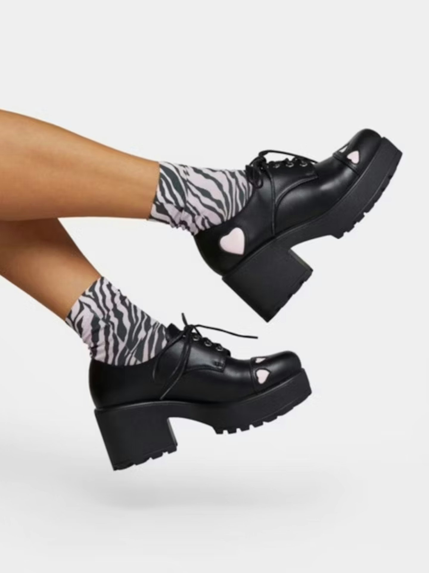 Tennin Heart Shoe