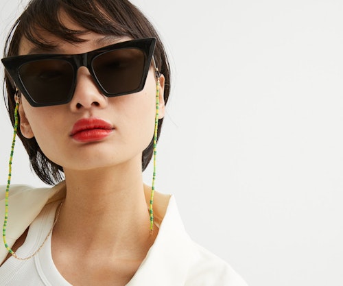 H&M gold/green beaded sunglasses chain