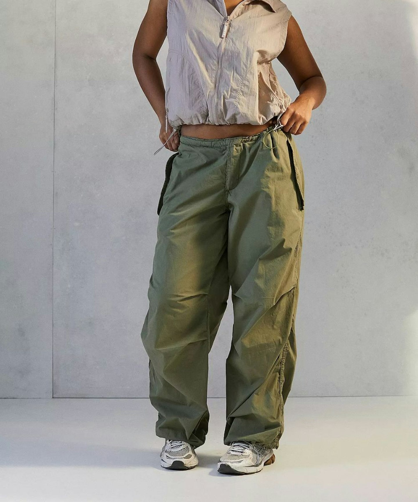 iets frans... Khaki Baggy Tech Pants