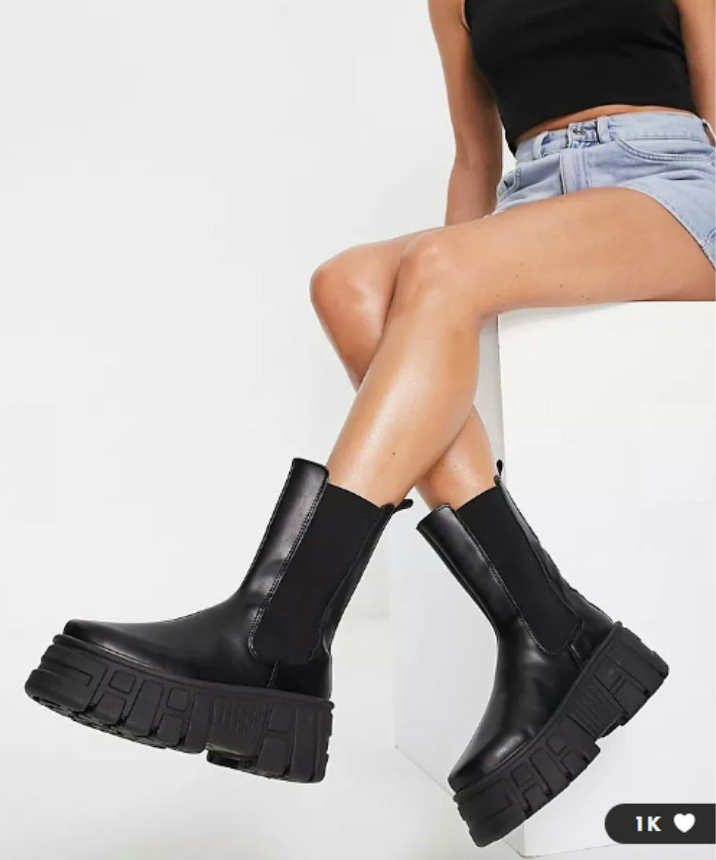 ASOS DESIGN Acclaim Chunky Chelsea Boots in Black 