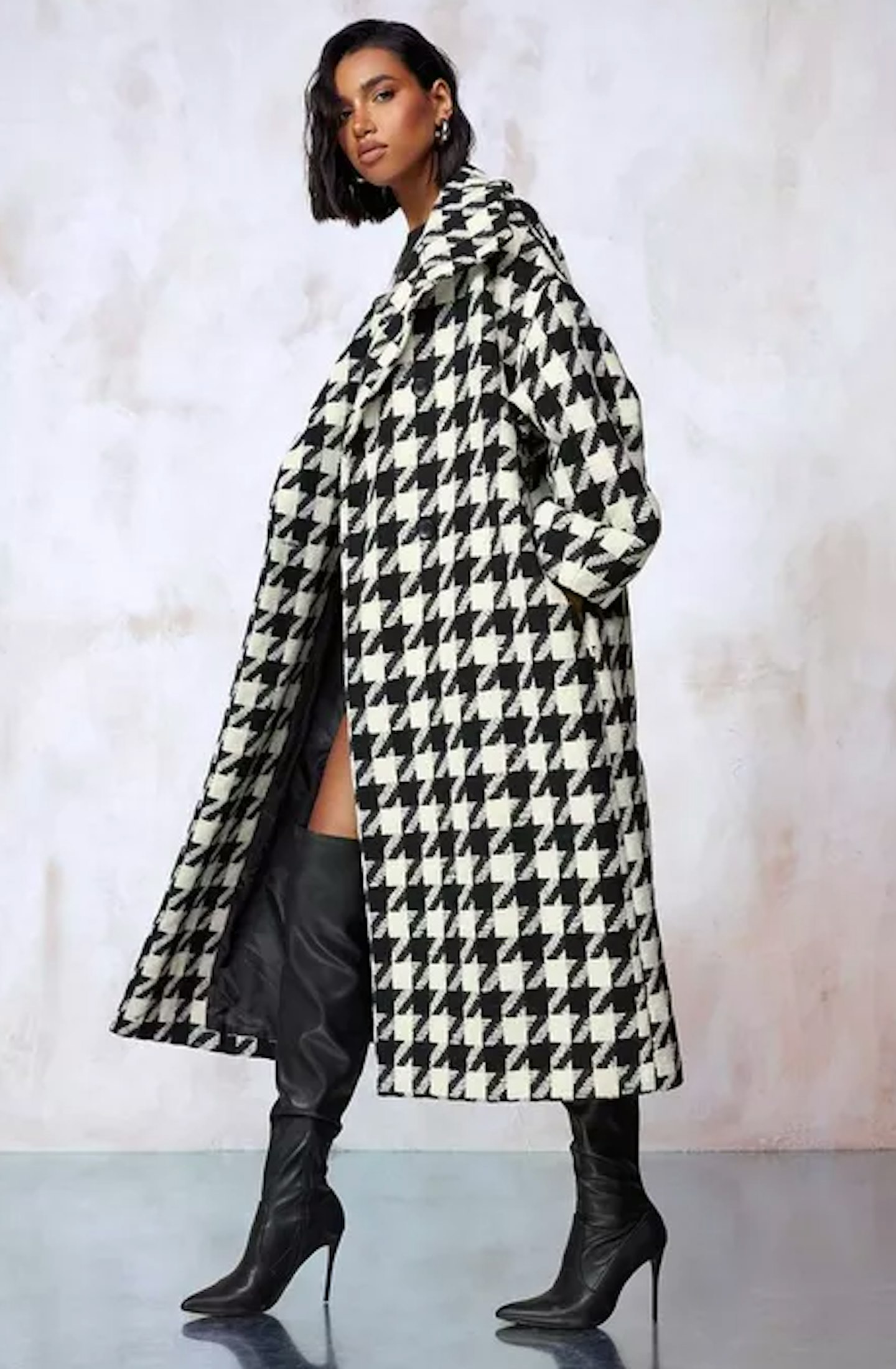 Kourtney Kardashian Barker Dogtooth Oversized Wool Look Maxi Coat