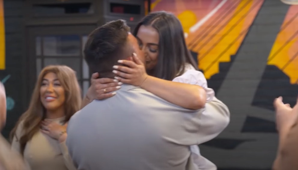 Is James And Roxy Still Together Geordie Shore