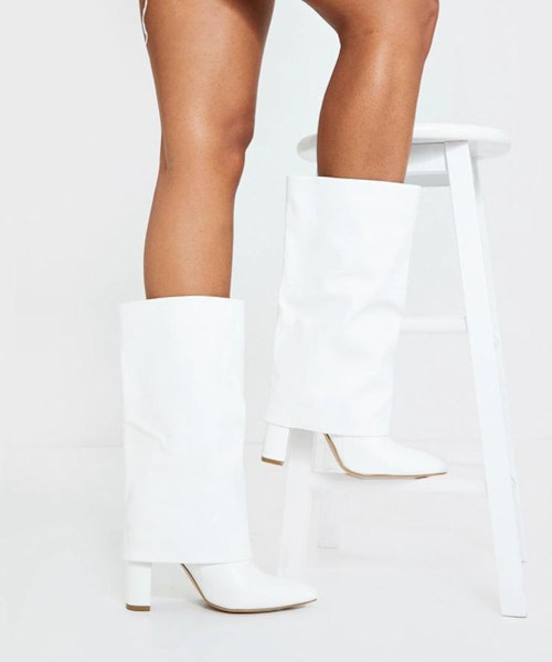 These ‘insane’ Y2K boots are everywhere this autumn, as proven by Molly