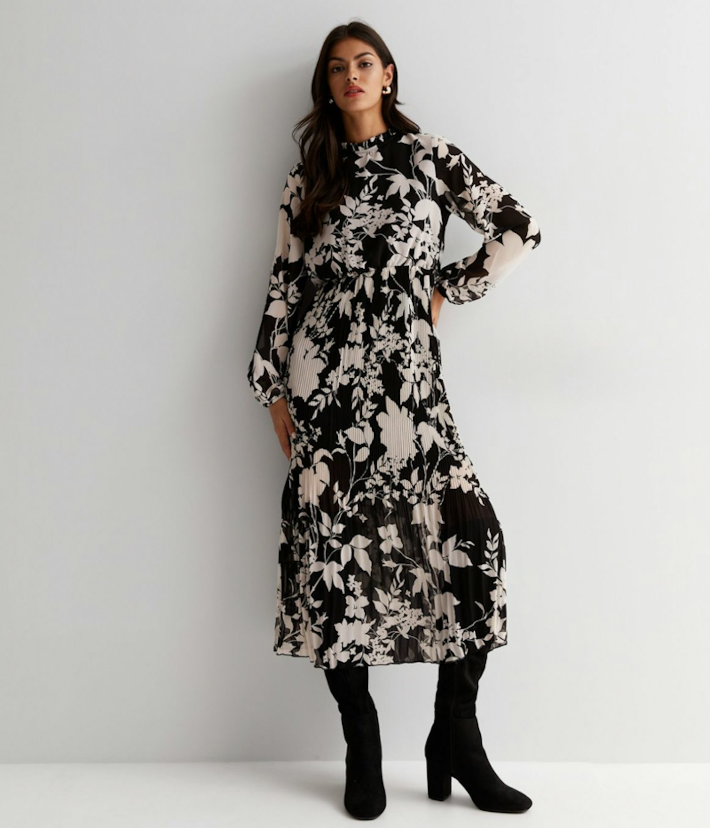 Black Floral High Neck Pleat Skirt Midi Dress