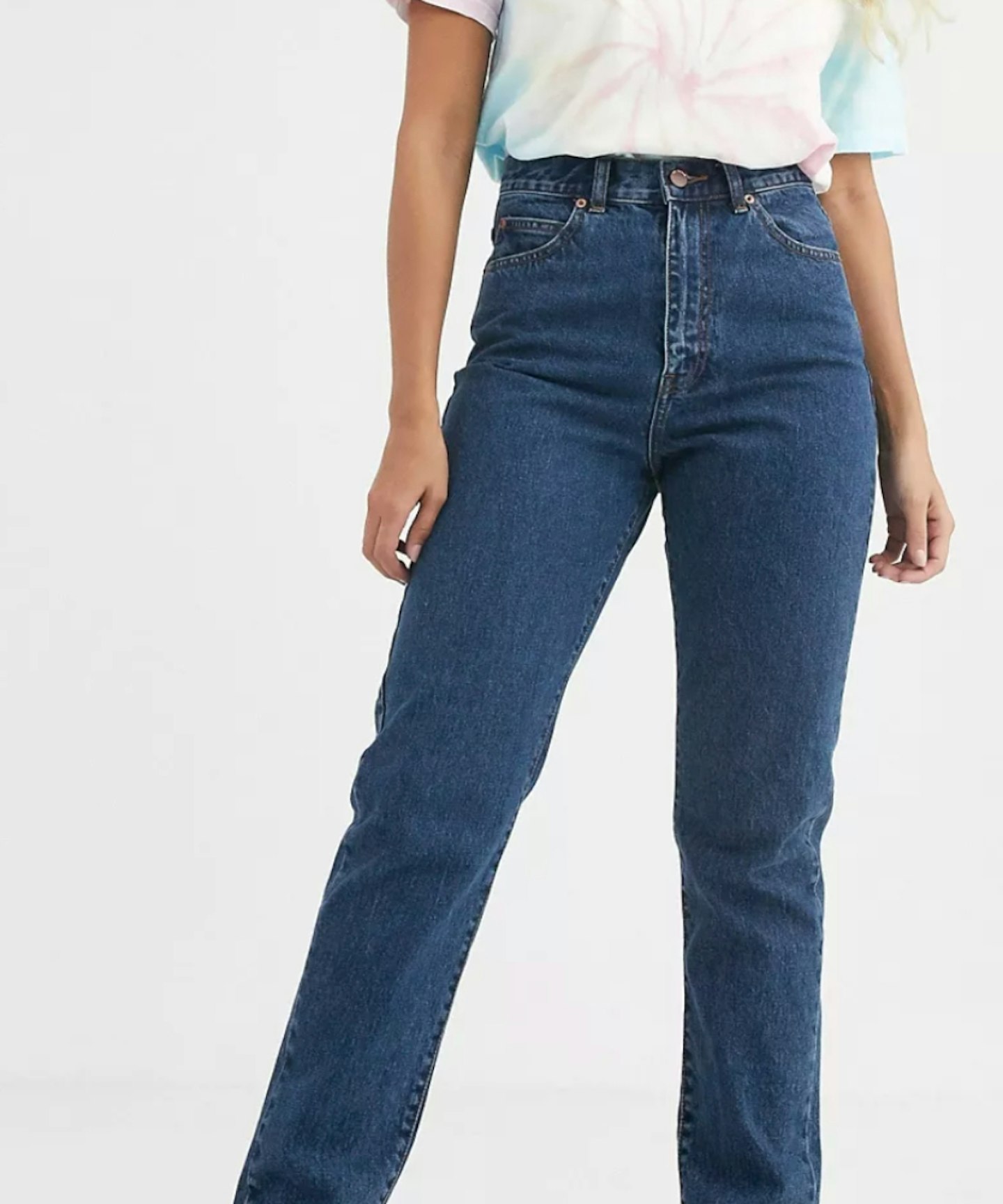 Dr Denim Nora High Rise Mom Jean in Mid Retro