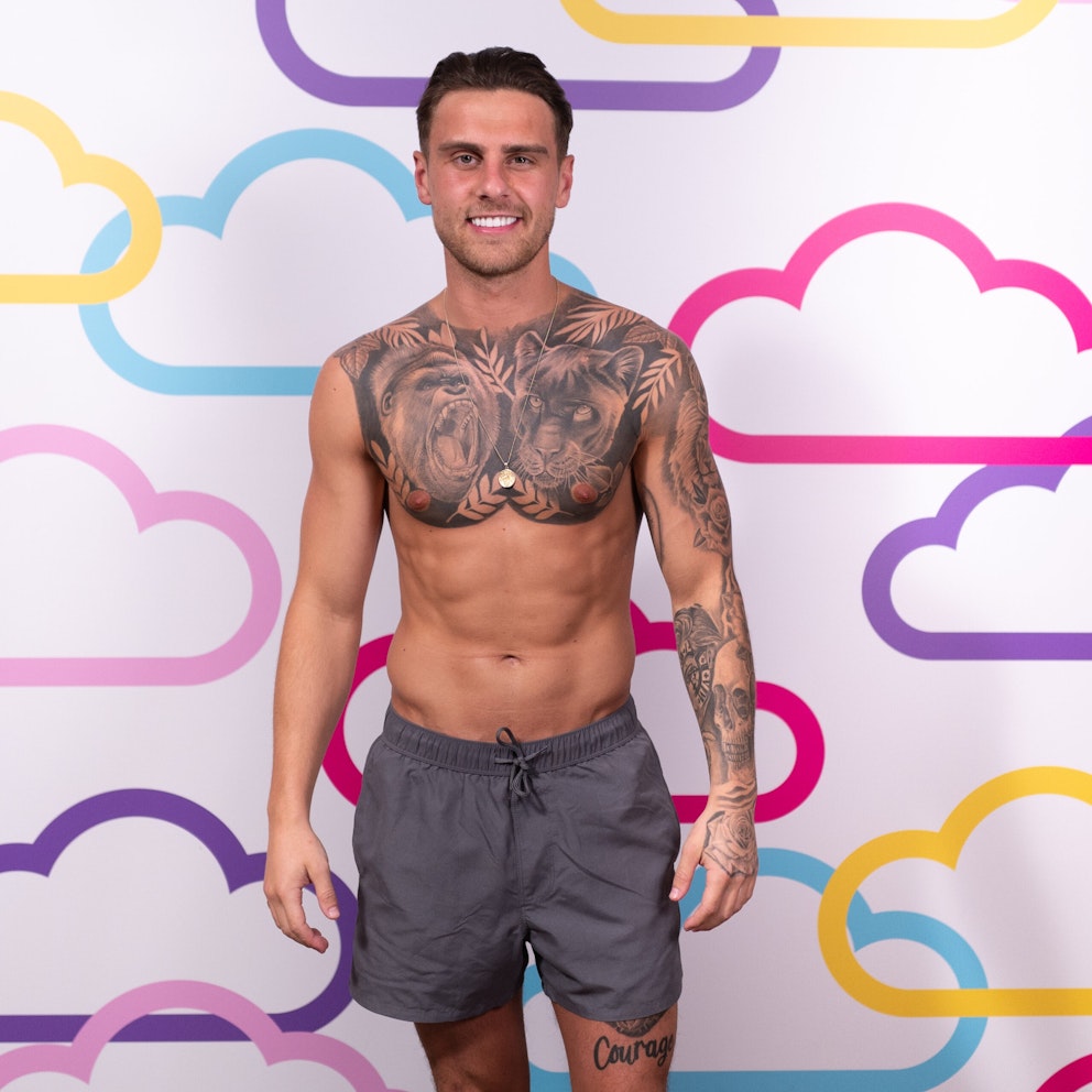 Remember Winter Love Island S Bayley Mummery His New Girlfriend Is