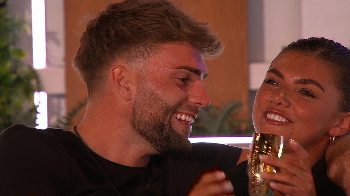 Tom and Samie on Love Island