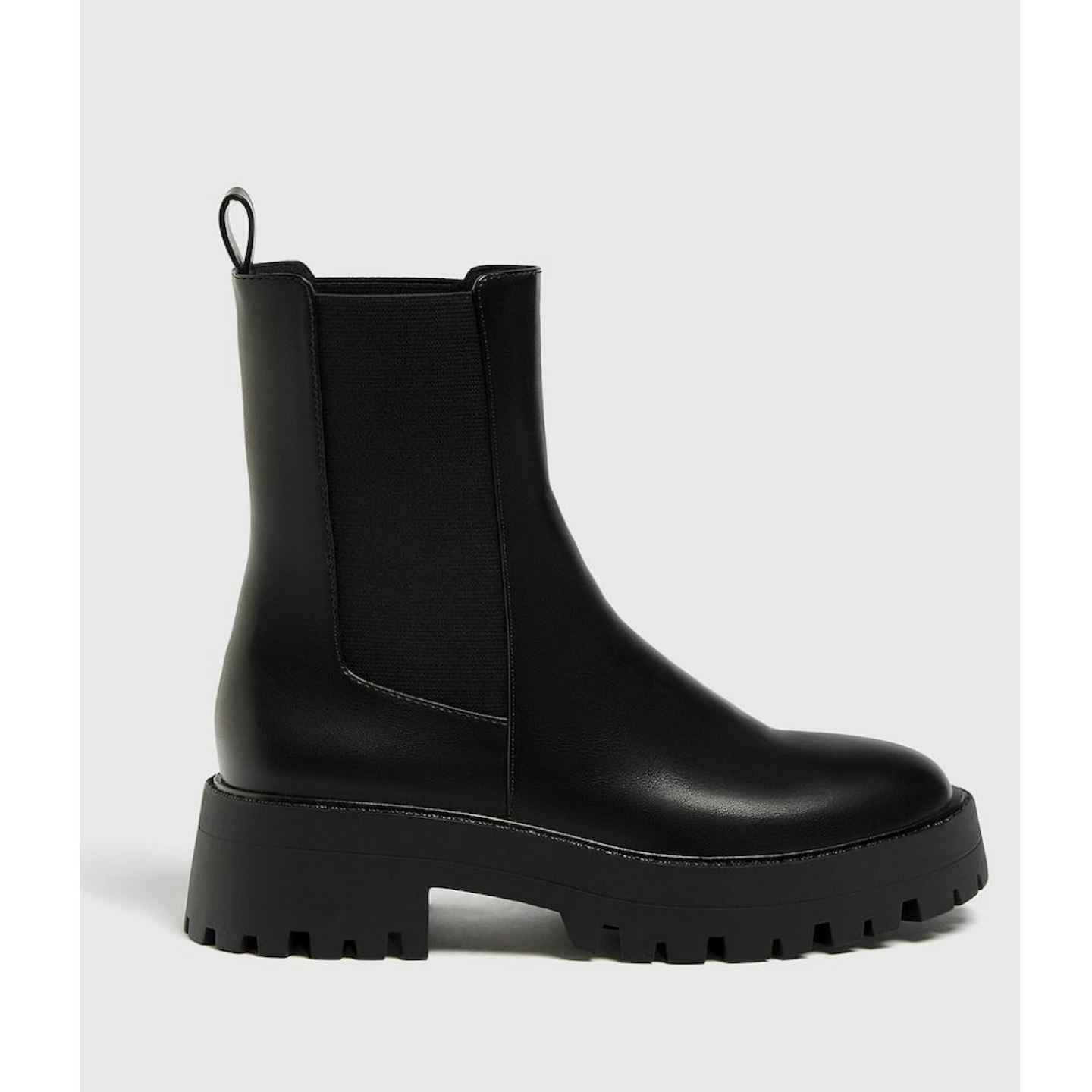 Pull & Bear Chelsea Boots With Track Soles