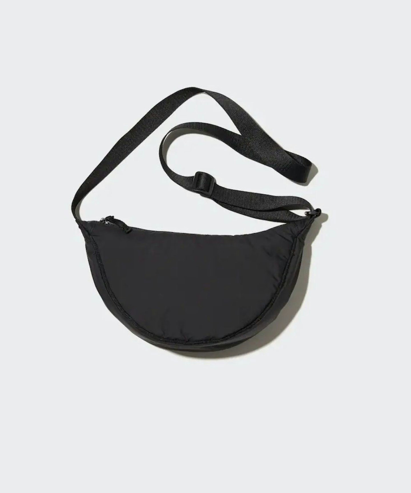 Uniqlo Round Mini Shoulder Bag in Black